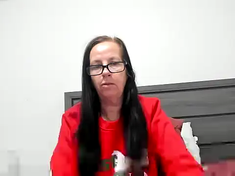 Snapshot of peachgoddess chatting on 1, 12, 2025 peachgoddess online show from 1, 12, 2025