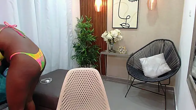 Coral Lise online show from 21, 3, 2025