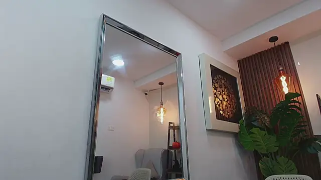 Coral Lise online show from 21, 10, 2025