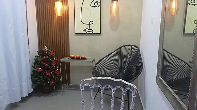 Coral Lise online show from 5, 12, 2025