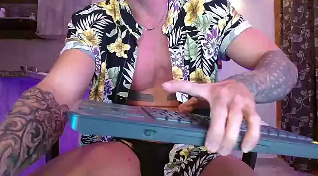 Snapshot of Ryannblue07 chatting on 17, 3, 2025 Ryannblue07 online show from 17, 3, 2025