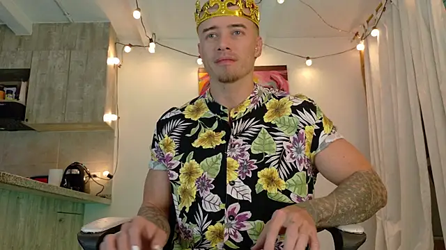 Snapshot of Ryannblue07 chatting on 25, 9, 2025 Ryannblue07 online show from 25, 9, 2025