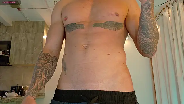 Snapshot of Ryannblue07 chatting on 9, 11, 2025 Ryannblue07 online show from 9, 11, 2025