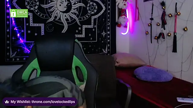 lovelockedlips online show from 17, 12, 2025