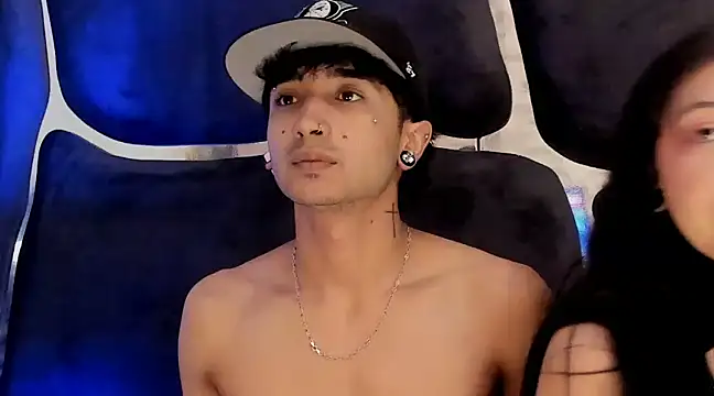 Snapshot of LauryAndNarem69 chatting on 15, 3, 2025 LauryAndNarem69 online show from 15, 3, 2025