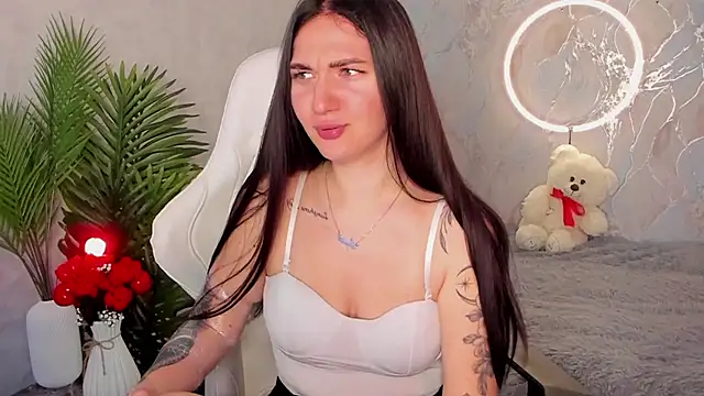 Snapshot of babyisperfect chatting on 5, 12, 2025 babyisperfect online show from 5, 12, 2025