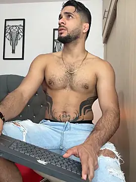 Maximiliano ford online show from 17, 2, 2026