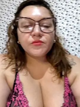 Snapshot of veludolunar chatting on 21, 3, 2025 veludolunar online show from 21, 3, 2025