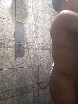 Snapshot of morenin_rj chatting on 3, 2, 2026 morenin rj online show from 3, 2, 2026