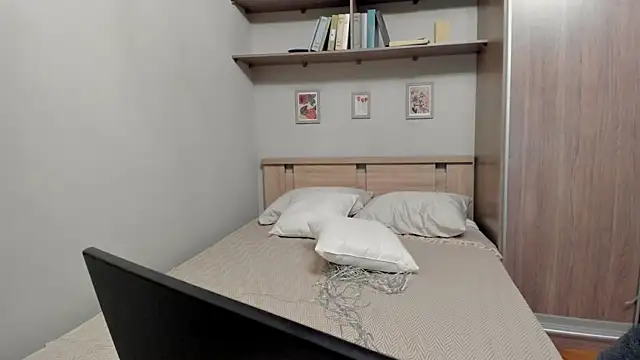 TayaGoth  online show from 17, 3, 2025