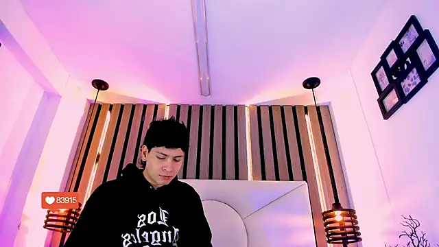 Jhojan twink online show from 13, 11, 2025