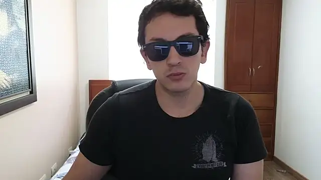 Snapshot of hardaftercum chatting on 14, 3, 2025 hardaftercum online show from 14, 3, 2025