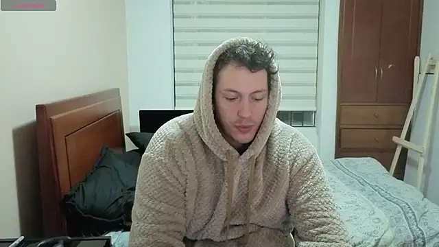 Snapshot of hardaftercum chatting on 5, 3, 2026 hardaftercum online show from 5, 3, 2026