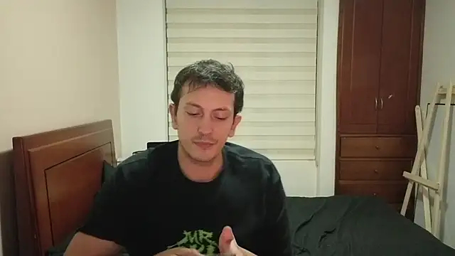 Snapshot of hardaftercum chatting on 6, 4, 2026 hardaftercum online show from 6, 4, 2026