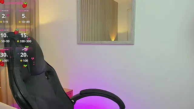 nina blake online show from 10, 10, 2025