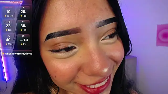 Emilybutterfly1 online show from 12, 9, 2025