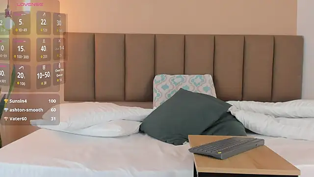 Snapshot of honeygray02 chatting on 30, 9, 2025 honeygray02 online show from 30, 9, 2025