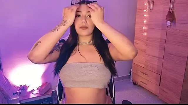 KatianPierce online show from 18, 5, 2026