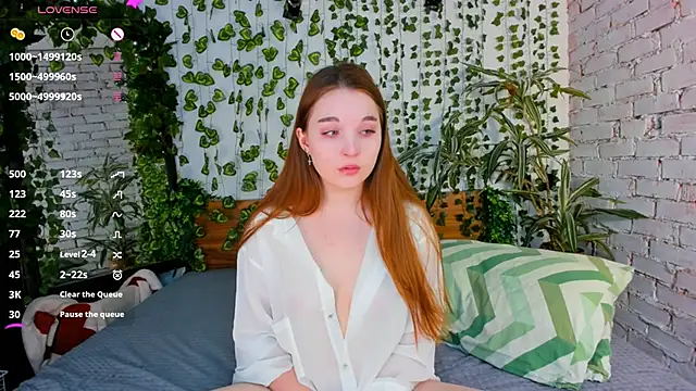 Snapshot of ConstanceHelms chatting on 21, 3, 2025 ConstanceHelms online show from 21, 3, 2025