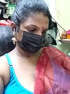 Snapshot of poojaa-rani chatting on 30, 10, 2025 poojaa-rani online show from 30, 10, 2025