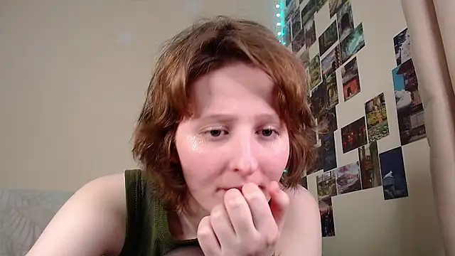 Snapshot of c0ralynx chatting on 18, 3, 2025 c0ralynx online show from 18, 3, 2025