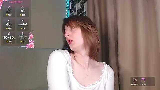Snapshot of c0ralynx chatting on 16, 9, 2025 c0ralynx online show from 16, 9, 2025