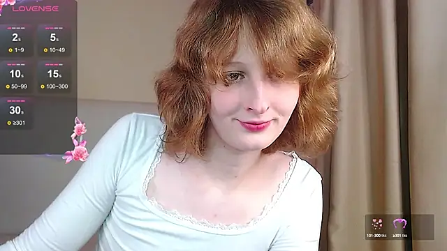 Snapshot of c0ralynx chatting on 4, 10, 2025 c0ralynx online show from 4, 10, 2025