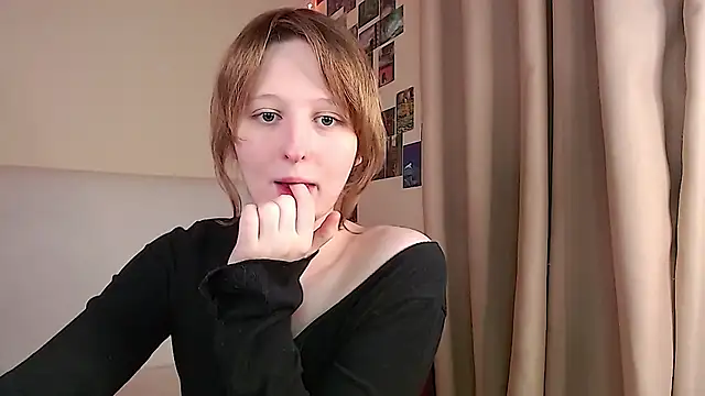 Snapshot of c0ralynx chatting on 11, 10, 2025 c0ralynx online show from 11, 10, 2025