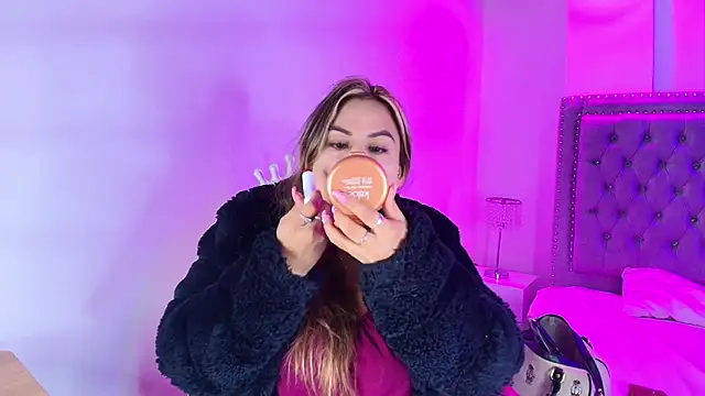 Lia adamsss online show from 13, 1, 2026