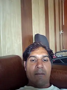 Snapshot of johnny8731 chatting on 12, 10, 2025 johnny8731 online show from 12, 10, 2025