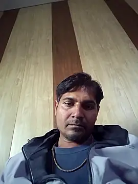 Snapshot of johnny8731 chatting on 30, 11, 2025 johnny8731 online show from 30, 11, 2025