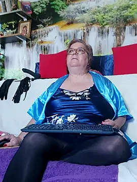 QueenPammy1 online show from 29, 11, 2025