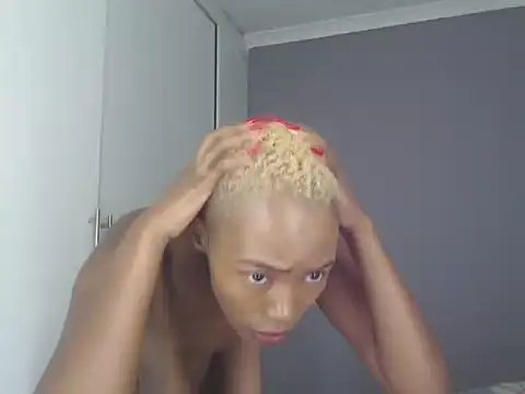 PREGGYGODESS online show from 25, 2, 2026