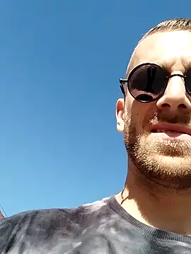 Snapshot of trainwithme chatting on 19, 9, 2025 trainwithme online show from 19, 9, 2025