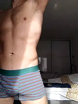 Snapshot of trainwithme chatting on 14, 10, 2025 trainwithme online show from 14, 10, 2025