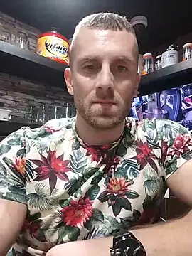 Snapshot of trainwithme chatting on 31, 10, 2025 trainwithme online show from 31, 10, 2025