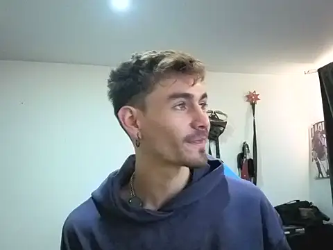 Aaron malikk online show from 25, 3, 2026