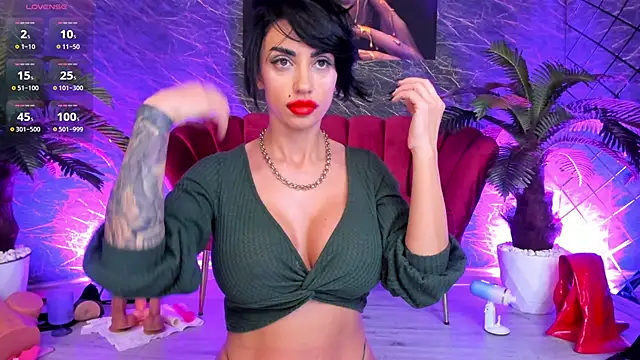 IzabelaTessa online show from 12, 5, 2026
