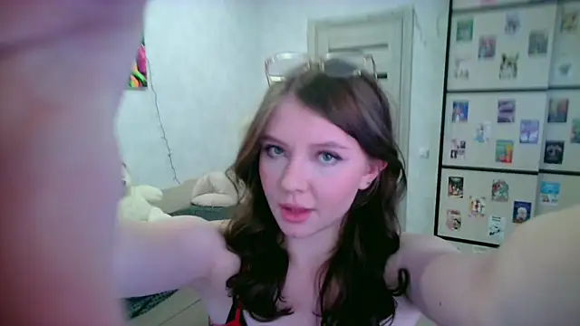 Snapshot of GinnyBlacky chatting on 20, 10, 2025 GinnyBlacky online show from 20, 10, 2025