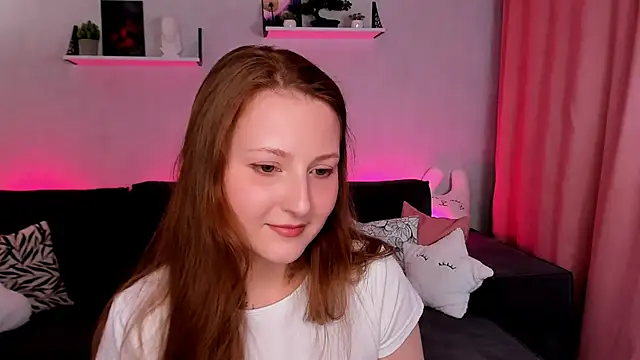 Snapshot of VelvetCherry_ chatting on 18, 3, 2025 VelvetCherry online show from 18, 3, 2025