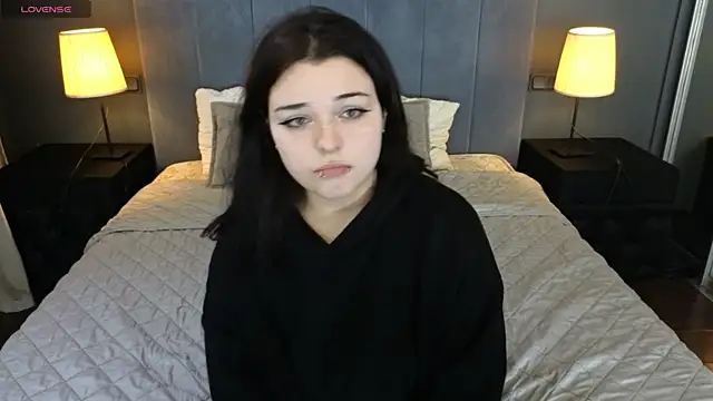 SHERI BELTON online show from 16, 12, 2025