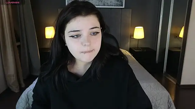 SHERI BELTON online show from 18, 12, 2025