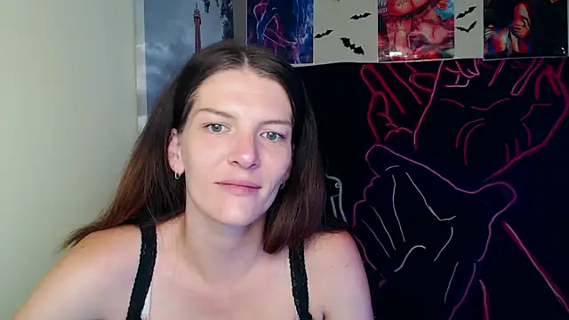 Snapshot of VanessaRey_ chatting on 21, 9, 2025 VanessaRey online show from 21, 9, 2025