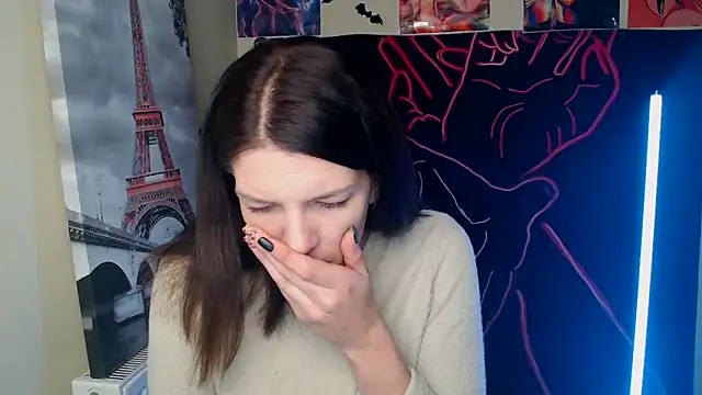 Snapshot of VanessaRey_ chatting on 17, 10, 2025 VanessaRey online show from 17, 10, 2025