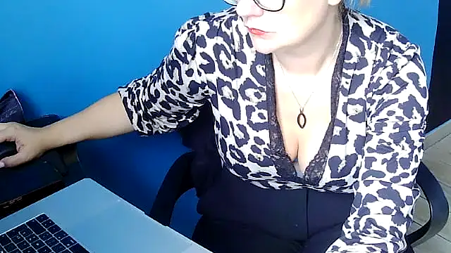 lady gloria69 online show from 4, 10, 2025