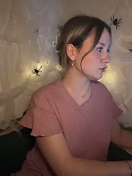 mollygirll online show from 21, 10, 2025