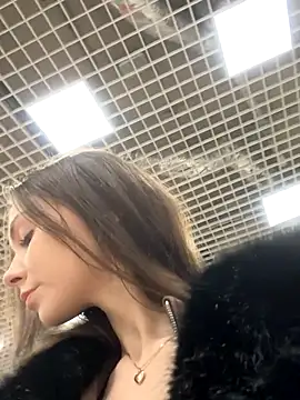 MilaBee online show from 8, 1, 2026