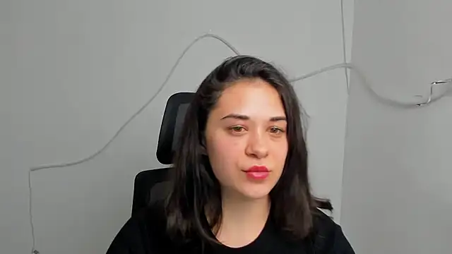 Snapshot of Yesenia_nia chatting on 21, 3, 2025 Yesenia nia online show from 21, 3, 2025
