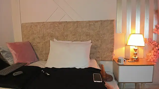 angelinarouse  online show from 22, 12, 2025