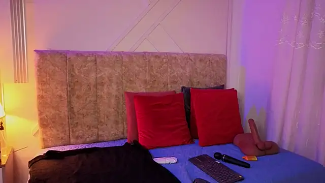 angelinarouse  online show from 15, 5, 2026